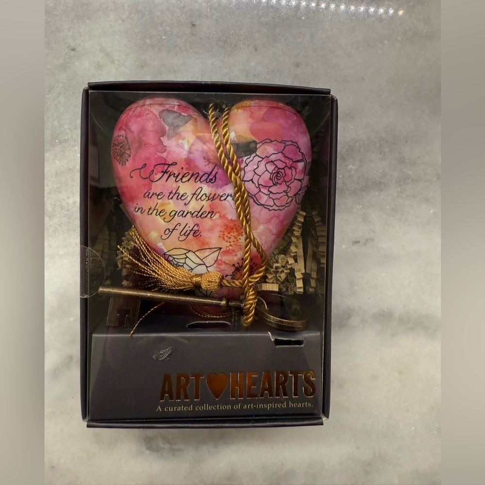 Demdaco Art Hearts Ornament w/ Key Margaret Berg "Friends are Flowers" 4" NIB